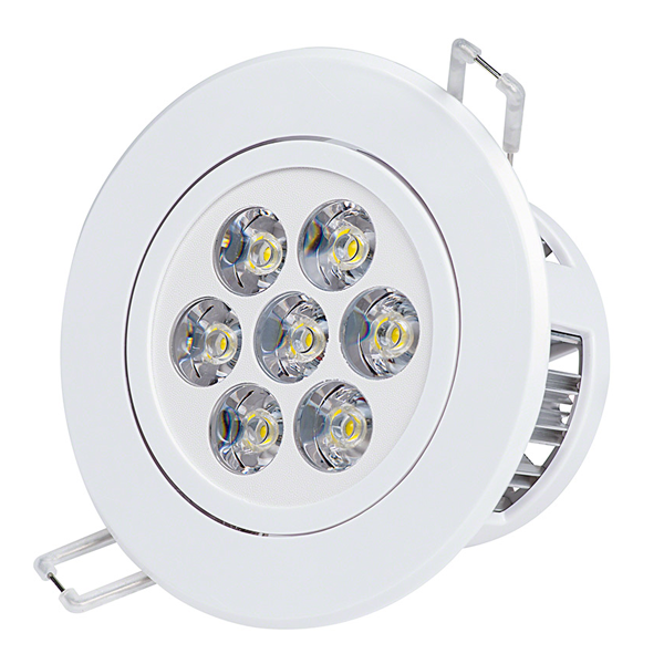 7 Watt LED Recessed Light Fixture - Aimable