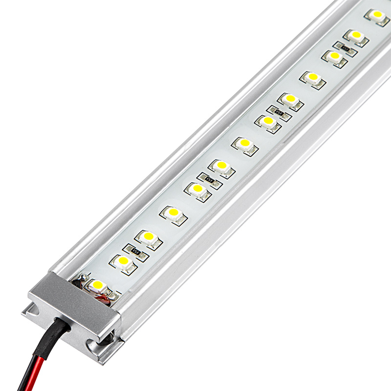 Waterproof Linear LED Light Bar Fixture - 390 Lumens - Click Image to Close